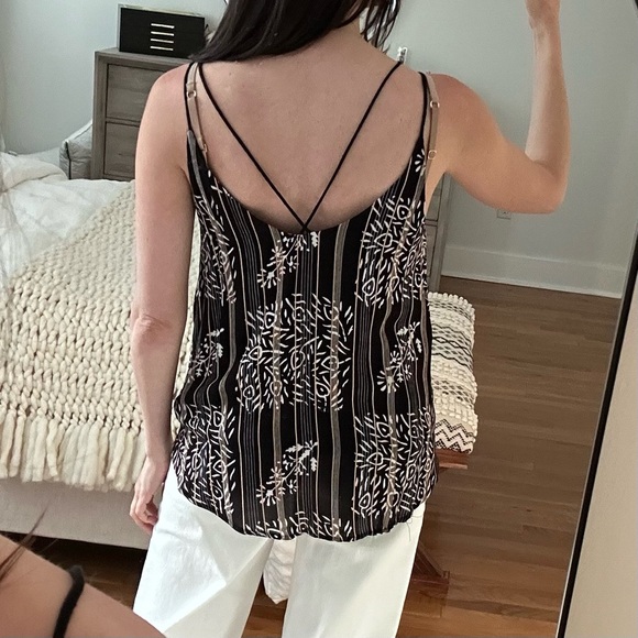 Hi-lo Patterned Tank - Picture 4 of 12